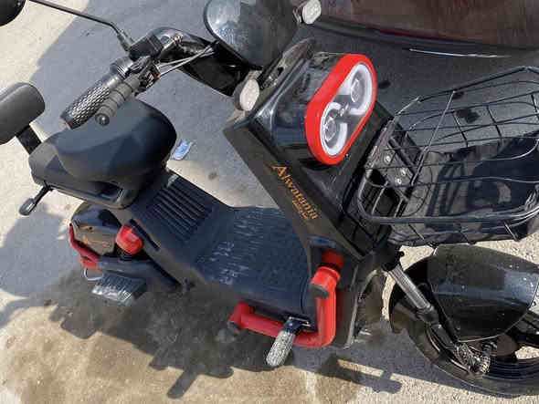 السلام عليكم ماطور شحن لبيع حجم. 16 نضام سرقه تشغيل على بعد 5بطريات نضافه مثل ما اموضح بل صوره سعره 280 وبي مجال لطيبين رقم 

 (*********** )***********)
