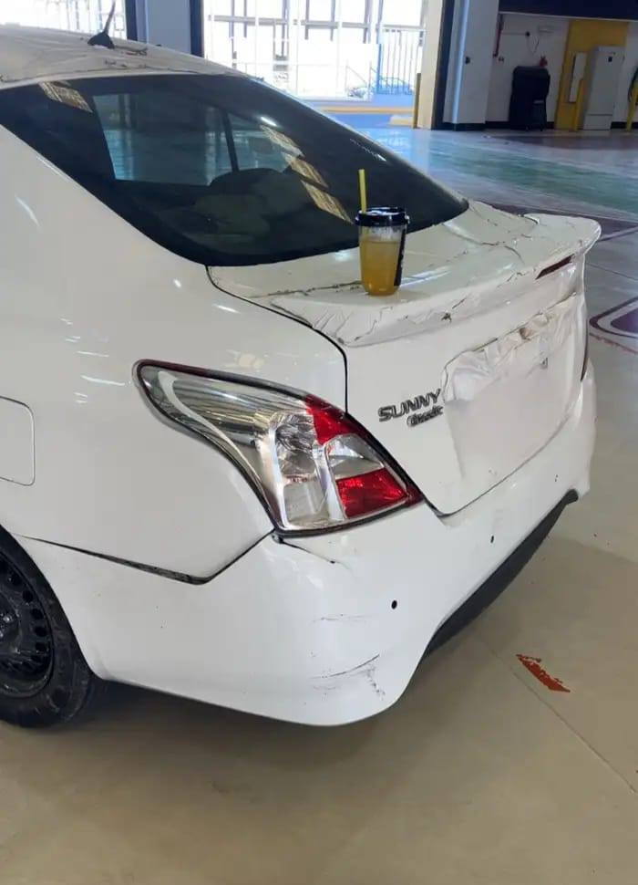 السلام عليكم ورحمه الله 

للبيع نيسان سني بلادي اصلي 

موديل 2022 اصلها بلادي 

ماشية 112 الف حقيقي 

السياره باسمي رقم اربيل نكليزي باسمي 

ابيع على حادثها موظح بلصور شغاله وتمشي 

السعررر (((( 65$ ورقه وبيها مجال بسيط))))

للاستفسار اكثر اتصال او وتساب رقمي 

***********
