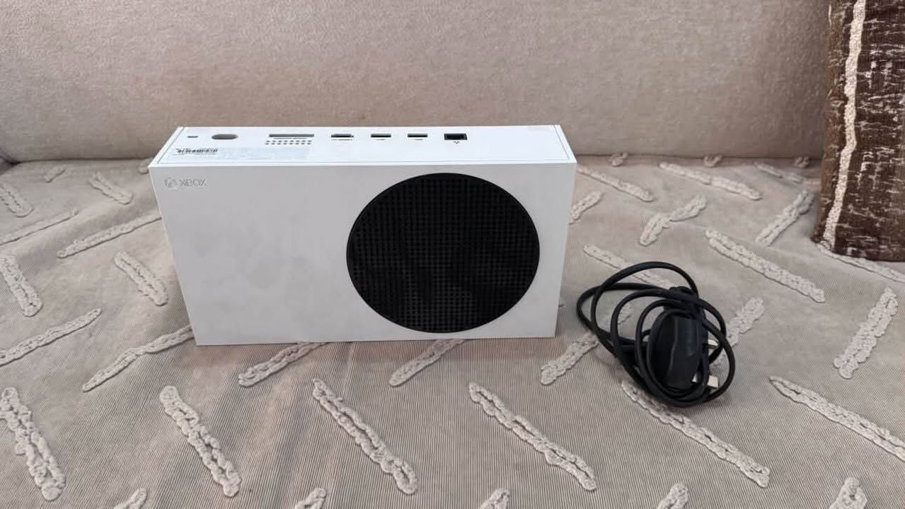 اكسبوكس سيريس اس 
مستعمل قليل جدا 
نظافة فول مستلزمات كاملة


**إذا كنت صاحب هذا الإعلان وتريد حذفه لأي سبب، رجاءا أرسل رسالة إلى الدعم الفني**
