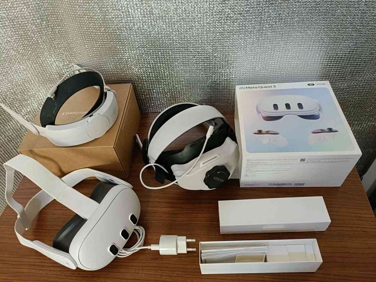 Meta Quest 3, جديد في العلبة، سعة ، 512 جيجابايت مع شاحن حزام رأس مزدوج، جميعها مرفقة
السعر 560 $، العنوان اربيل


**إذا كنت صاحب هذا الإعلان وتريد حذفه لأي سبب، رجاءا أرسل رسالة إلى الدعم الفني**