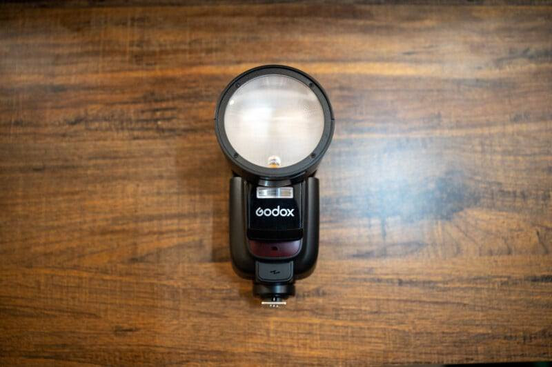 Godox v1 pro canon
الفلاش الاحترافي نسخة ال pro بعده جديد بالباكيت و كامل القطع موجودة مجرد المشكله بي صوت خرخشه داخليه من شركة قرطاج اجاني بهاي الحاله و ما مأثر نهائيًا على العمل الصوت مو يم المحرك الدوار يعني مابي اي تاثير  اشتغلت بي 4 اشهر و بعده ممتاز 
 ( غرض البيع الانتقال ل سوني ) 
السعر ( 220 الف ) بي مجال بسيط و اذا تدور 100 الف لا تجيني لان الفلاش بعده جديد + 
التواصل خاص + *********** واتس
