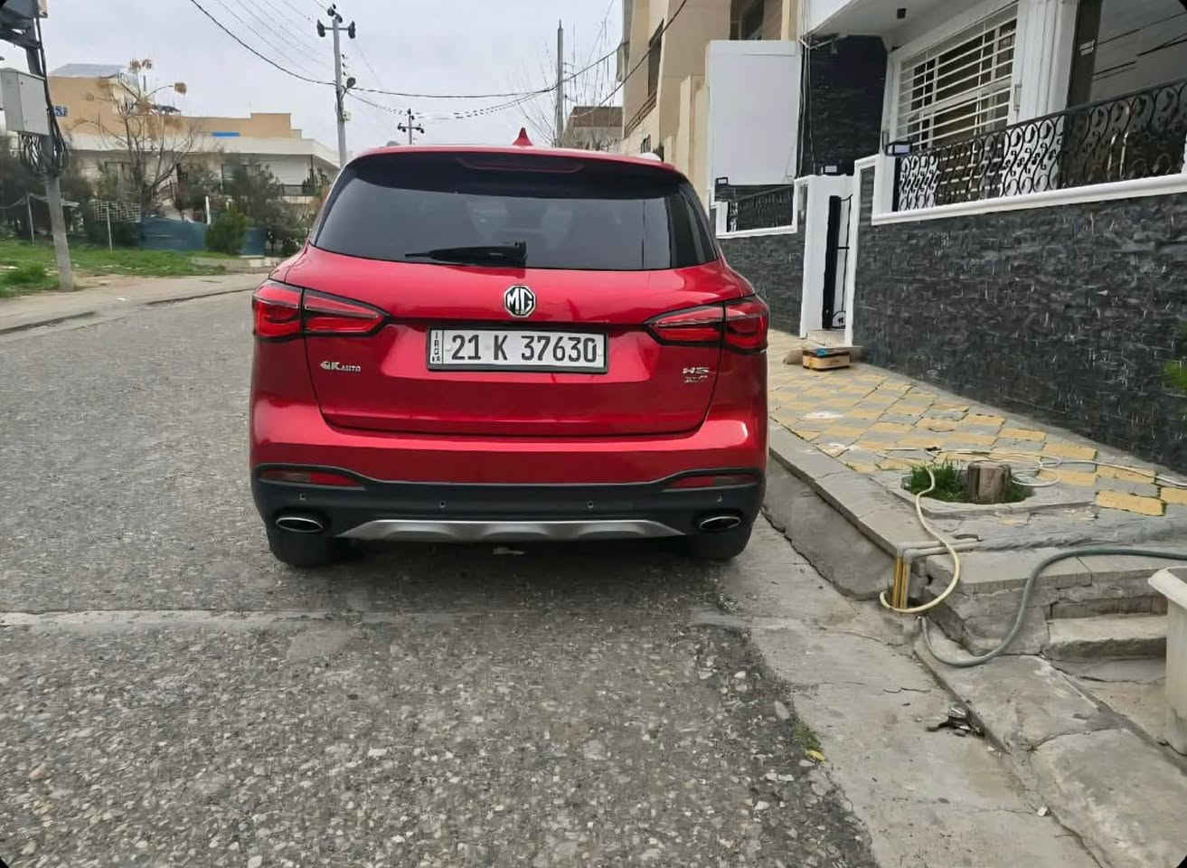 Mg hs2022
بێ بۆیاخ هیچی پێوە نیە  ٧٠ هەزار ڕۆشتوە  فول  فول مواسەفاتە  سەنەوی تازەیە  سعری ١٣٠ گەڵاو معامەلە 
***********
*********** السليمانية, العراق
