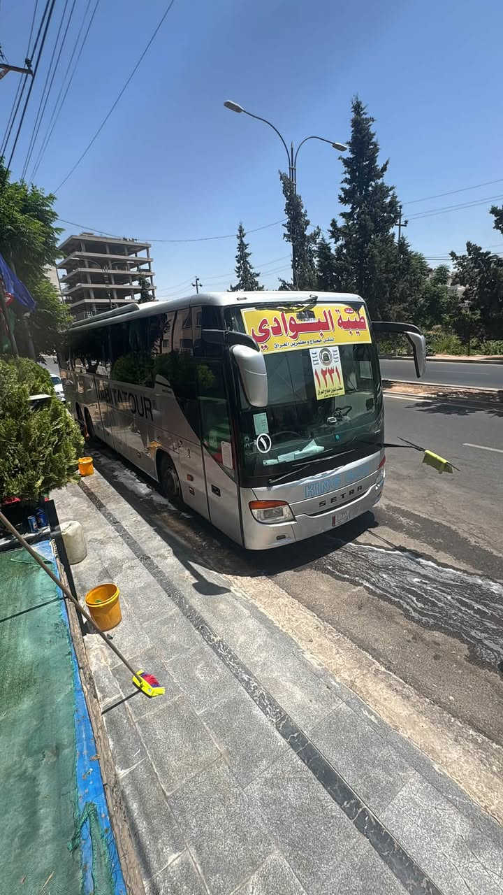 للبيع ١٦ صندوقين مكينه ثمانيه كير سطر 
***********
