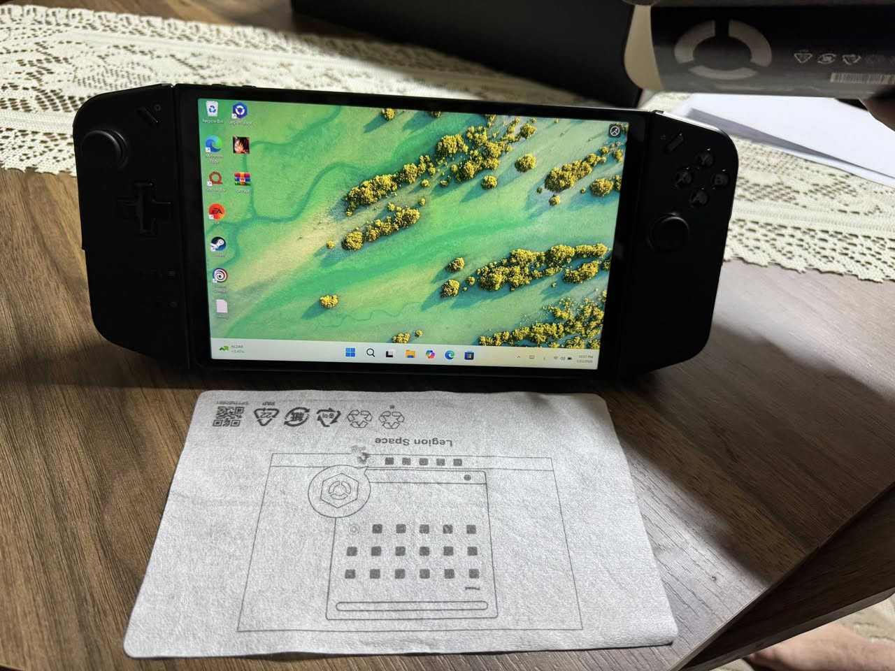 لينوفو ليجن كو
نظافه 98‎%‎
***********
سعر750
