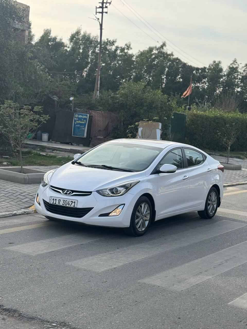 السلام عليكم
النترا موديل٢٠١٥ خليجي
فول عده البصمة
كفاله من الصبغ والفتح والتبديل فقط مكانين بارد
كير محرك كفاله 
ماشيه١٠٧ كيلو
سنويه ب اسمي تحويل مباشر
السعر١٣٣$ وبي مجال
مكان بغداد
*********** بغداد, العراق
