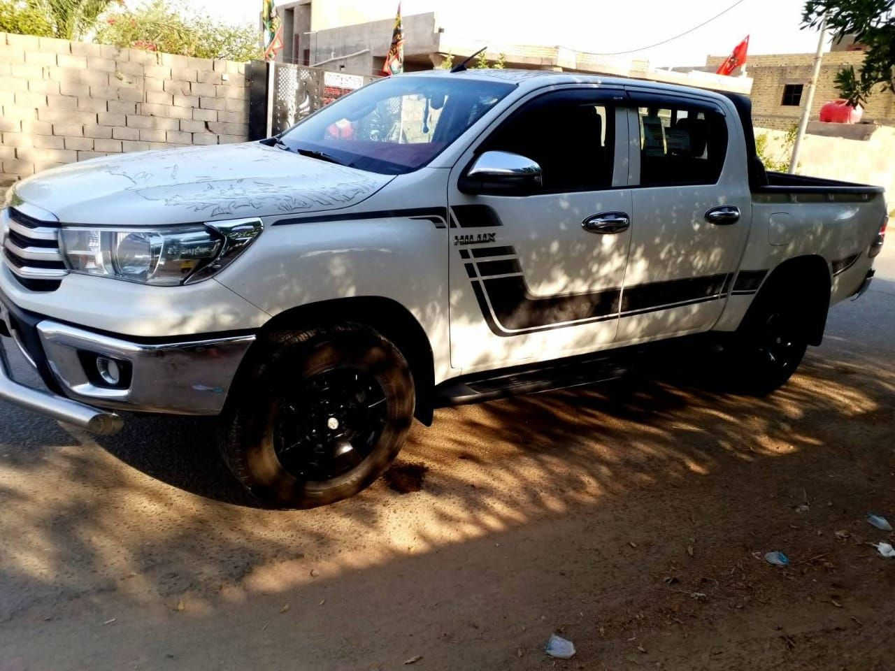 تم اعاده النشر بسبب تنزيل السعر هايلوكس فور ويل كاز موديل 2019 مكفولة كفالة عامه سلفون الشركة بعدة على القمارة والبنيد ماكينه توها مجفته صار لها اسبوعين سنويا 29 رقم اربيل انكليزي كير  مكان البصره دير للاستفسار الاتصال
***********

