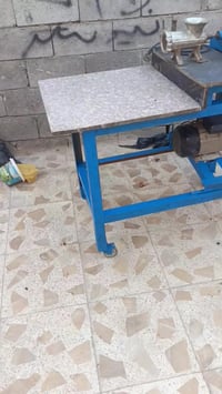 مثرامه للبيع السعر ٢٠٠ وبيهه مجال رقم الهاتف ٠٧٨١٦٨٠٢٥٨٩