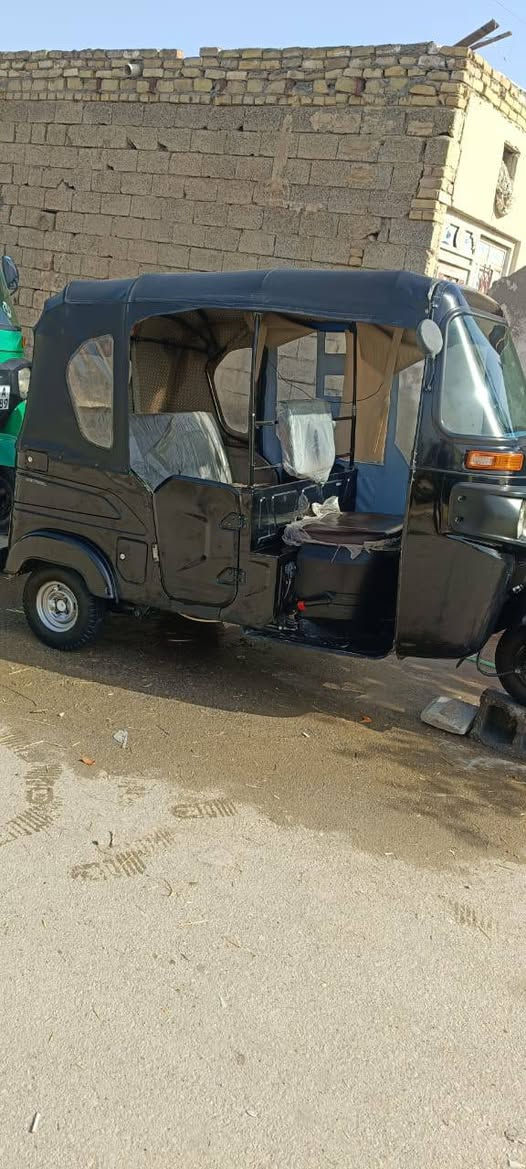 سلام عليكم تكتك البيع موديل 22 كفاله عامه مكان ناصريه مركز انتصار عل رقم ***********
