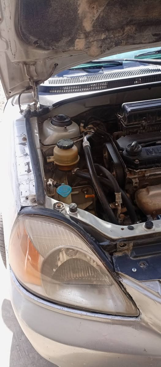 كيا ريو 2005صدر خلفي امامي  جديدتبريد شغال داخله كله جديد تايرات جديده سنترلوك شغال 
رقمه بغداد انكليزي باسمي  للبيع او مراوس حسب القناعه السعر 40 للتواصل على الرقم ***********
