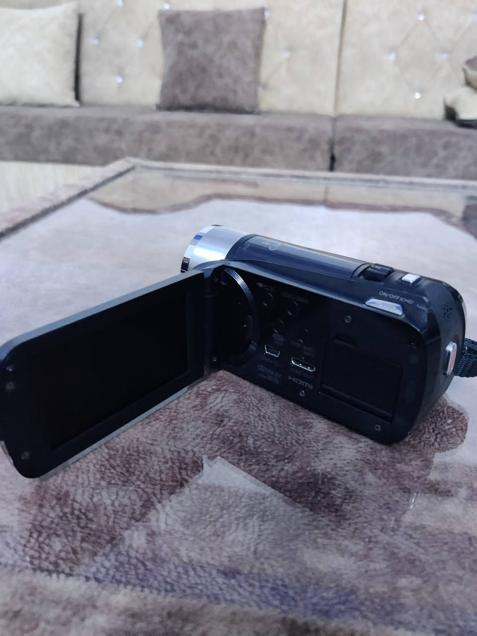 السلام عليكم 
للبيع كاميرة كانون ذاكرة 8 كيكا 
دبل رام شاشة لمس FHD


**إذا كنت صاحب هذا الإعلان وتريد حذفه لأي سبب، رجاءا أرسل رسالة إلى الدعم الفني**