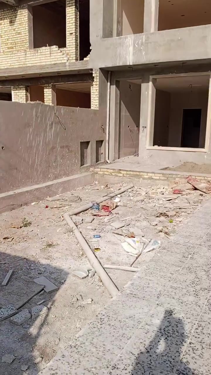 سلام عليكم كادر خلفات لبخ مصرى ببغداد متفرغ حاليا لتواصل صفحه أو واتس ***********
