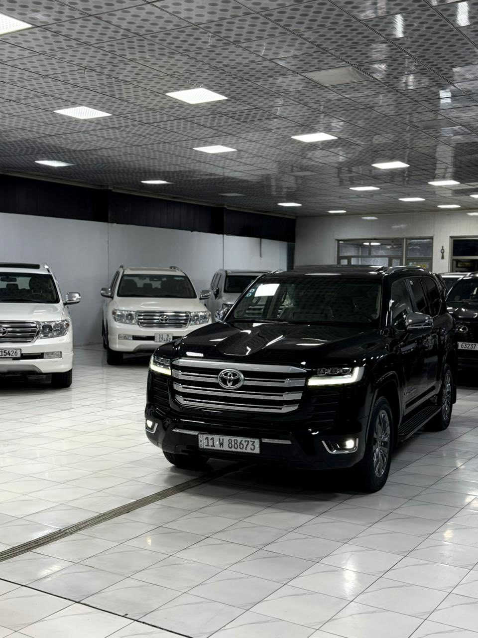 السلام عليكم

للبيع لاندكروز 2023 ✅VX✅

‎ ساز اصل 

ا

 فول فول مواصفات 

‎

سنويه جديده مكفوله كفاله عامه  من كلشي السياره جديدة كلش 

  سياره مغلفه تغليف كامل  Ppf                

فول مواصفات

  

‎المواصفات

‎•ابل كار بلي و اندرويد اوتو

‎•فتحة سقف

‎•صندوق كهرباء

‎•7 راكب

‎•شاحن لاسلكي

‎•اوتو هولد

‎•

‎•التحذير من مغادره المسار والمساعده في الحفاظ على المسار

‎السياره دفع رباعي كاملة الحجم.

‎•بريك بصمة

3شاشات  

‎•مراقبة ضغط الاطارات

‎•3 اوضاع للقيادة

‎•مثبت سرعة

‎•ثلاجة

‎•حساسات امامي خلفي

عتبات أبواب أمامية وخلفية مضيئة 

‎•مقاعد كهرباء

‎وبعد السياره بيهة هوايه مواصفات 

‎السياره مكفوله كفاله عامة

رقم بغداد تحويل مباشر

مكاني بغداد 

للاستفسار: ‭0773 540 3156‬
