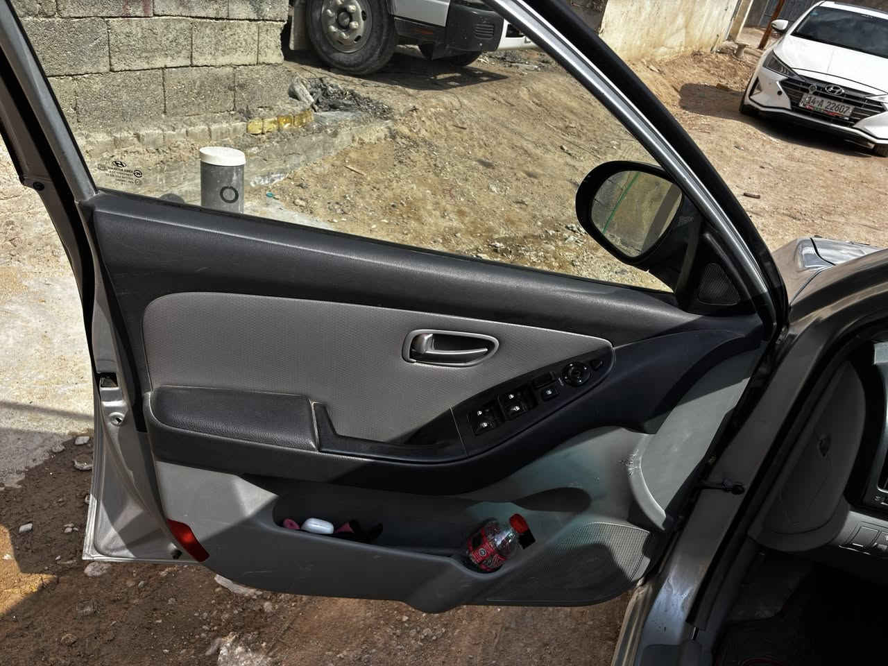 السلام عليكم
بيع او مراوس حسب القناعة

افانتي ادوات ادوات ادوات

مكينة وكير 1600 دكشن عالي 

لا تنقيص لا تبخير ولا دوانز

متومة وجاهزة

موديل 2010

كصة جنطة

شاشة اندرويد

كامرة خلفية

البدي شوف العين 

البصرة الزبير

السعر 36

***********
