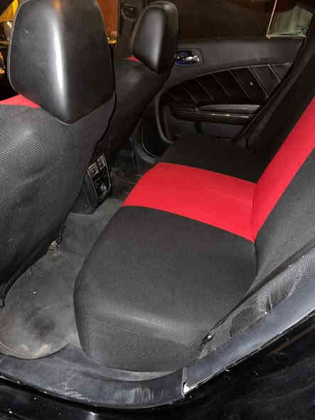 السلام عليكم جارجر مؤيه فول مواصفات 
2013 فول مواصفات رقم بغداد الجديد
محرك 5700
سلايد 
دخول ذكي بصمه 
حساسات 
رادار جانبي وامامي 
مري قلاب 
كلاص تدفئه تبريد 
شاشه كبيره 
كير عصه✈️
تحكم ستيرن 
نضام ميزانيه 
نضام تحديد مسار 
لايت زنون فول 
كير ✈️
محرك ✈️
تبريد ثلج❄️ 
منضومه غاز
سياره ناعمه ونصبتهه تخبل 
وباقي مواصفاتهه معروفه 
السياره حادثهه جاملغ وبنيد امبدل اصلي بدون صبغ 
سعر 139 ماكو هيج سعر بس مستعجل على بيع 
رقم ***********الرقم بي واتس
