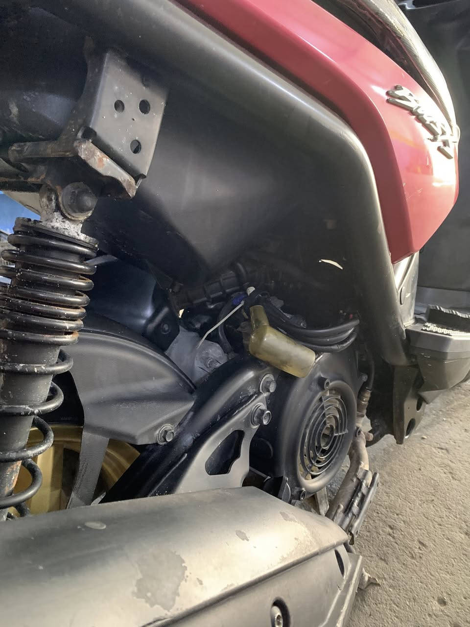 يالله اسلام عليكم سكنس جبلي كفاله عام من كلشي دراجه حلوه وناعمه ما صارله اقل شهرين طالعه رمبه دبل خلفي رياضي ويل رياضي بلاد بيها دراجه نقصه فقط واير كليو متر من جبته حاويه ما يشتغل والباقي كفاله مديل 15مكاني بصره قضاء الدير سعرها مليون و400 وبيه مجال لطيبين رقم الهاتف وتساب موجود ***********
