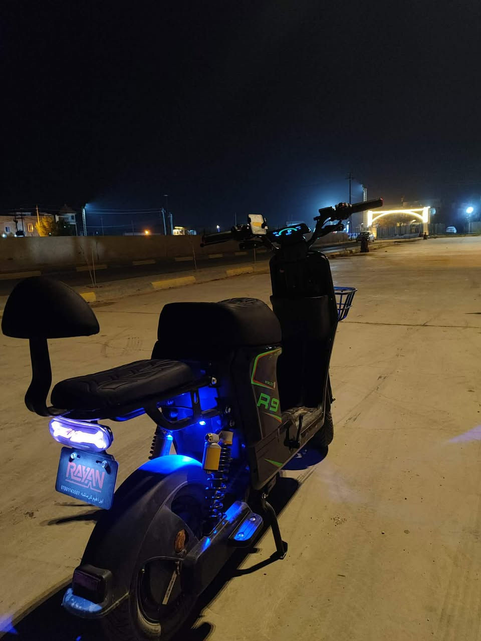 دراجه R9للبيع للاستفسار ***********
