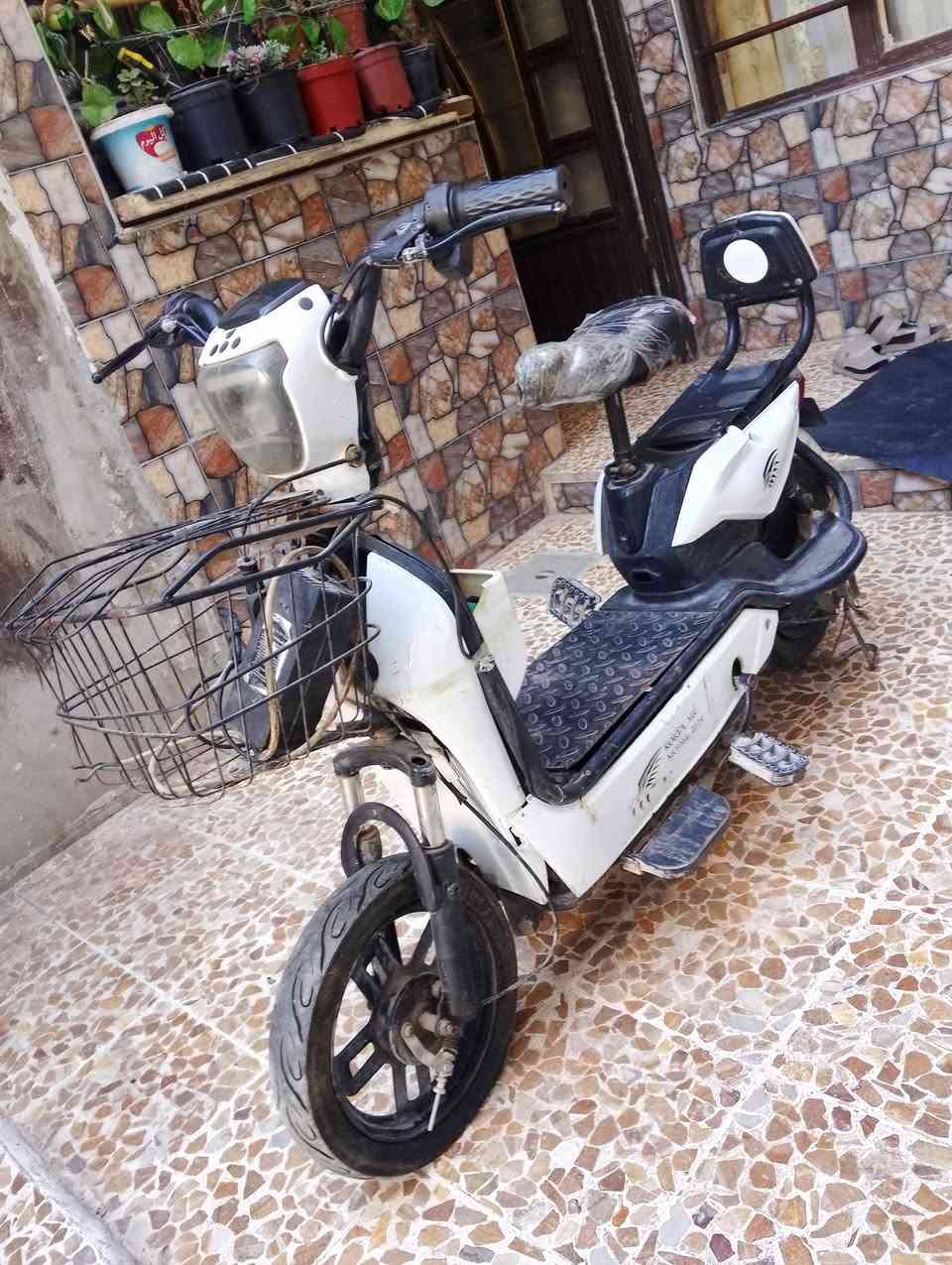 درجاه شحن للبيع بطارية تعبانه رتلهن  تبديل مكان موصل حي صدم قرب جامع النعيمي سعر150 وبي مجال رقم الهاتف ***********
