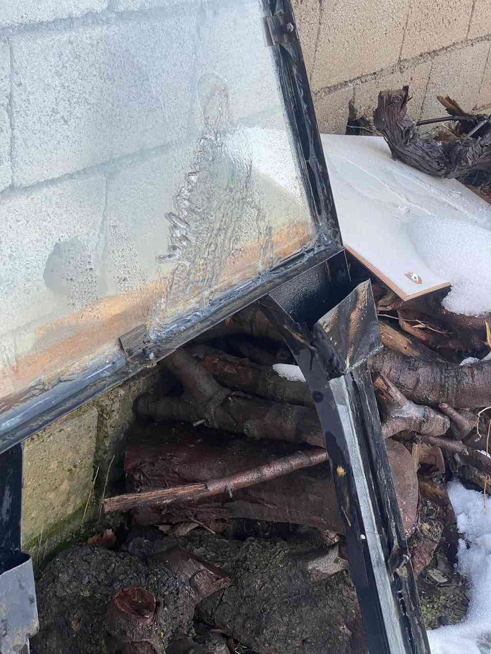 جامی  پێشەوەی نیو هۆلندی TD80
بۆفتۆشتن
0750 467 8720
