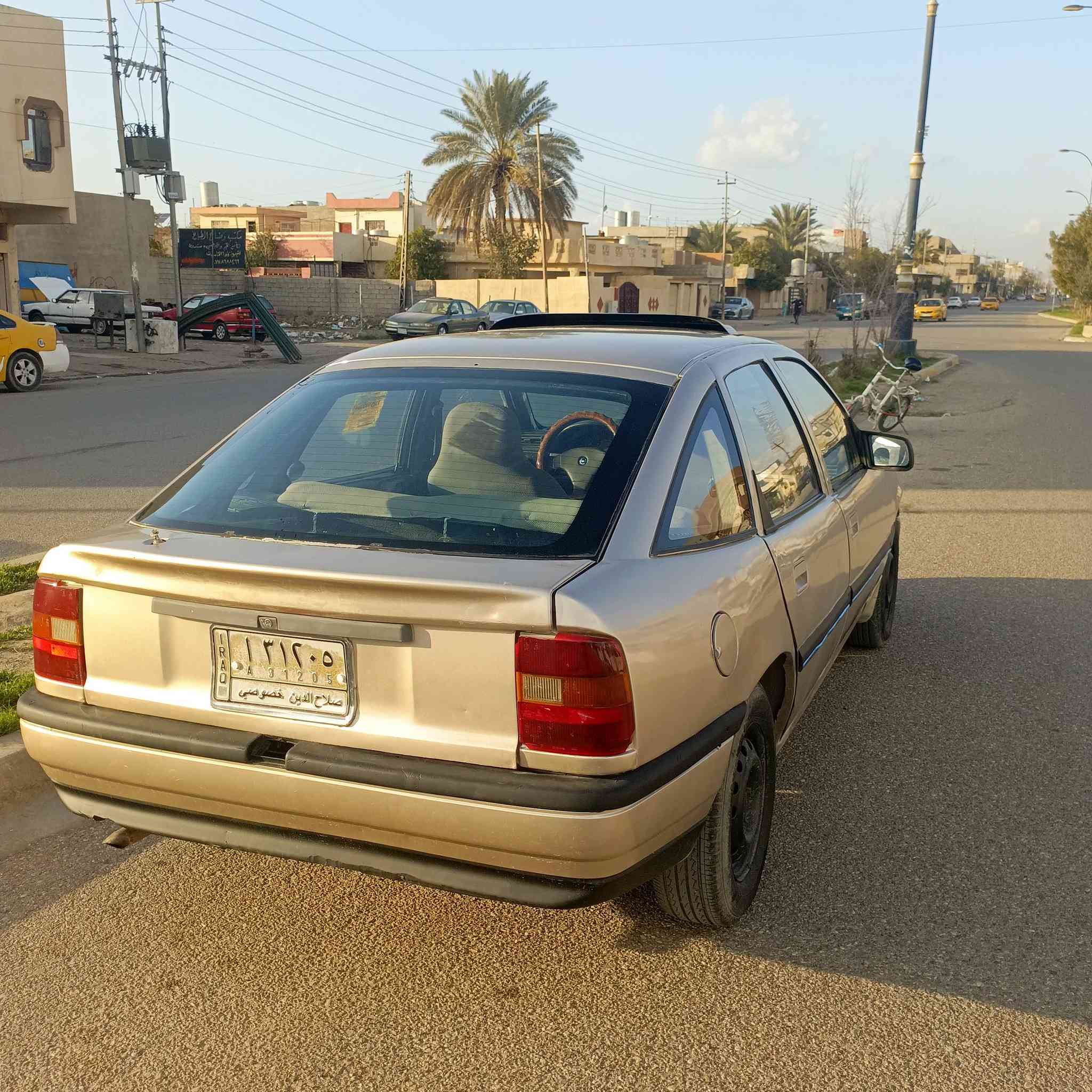 للبيع اوبل فكترا موديل 1990 حجم 16 رقم صلاح الدين مشروح وطني 2026 دفتر بانزين  شرط التحويل والغرامات والكص باتري جديد تايرات جديد السياره بيها خيط بخار قليل
السياره مصبوغه جماليه العنوان في كركوك 
السعر  32 وبيها مجال 
***********
***********
