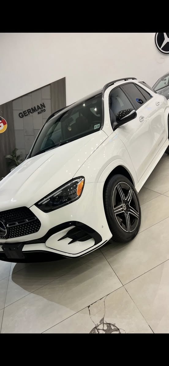 السلام عليكم
اكتب اي تعليق يوصلك السعر

مرسيدس GLE 350  2024 AMG 
بدون رقم تترقم شمالي

( حادث جاملغ خلفي  صبغ
والصندوق نصفه صبغ 
بدون دواخل بدون ايرباك)
فول   مواصفات AMG بلاد
بانوراما 
خمس كامرات
كشنات تدفئة تبريد 
دشبول بيانو
داخل مشمشي  
انارة داخلية متغير
نظام خرائط
فول رادارات امامي خلفي  جانبي 
حساسات 360 درجة  
اوتو ستوب 
اوتو هولد 
صندوق كهرباء 
استيرن كهرباء
شفتات استيرن
‏‎مقعدين خزن(ميموري)
شحن وايرلس 

للاستفسار: ***********
