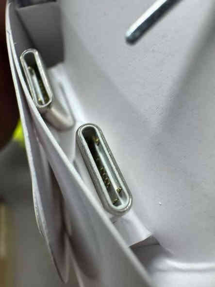 داشکان کێبل ئایفۆن 16
لەنگە ستۆکی چینە کوالیتی زۆر زۆر باشە زەمان 399 رۆژ  59 وات حەقیقی تەنها 0.99$

🌻
ناونیشانی لقی هەولێر : کۆتری سەلام باڵەخانەی جیهانی مۆبایل نهۆمی خوارەوە تەنیشت وشیار فۆن
گەیاندن هەیە بۆ هەموو عێراق و رۆژئاوای کوردستان
***********
*********** 

لینکی فەیسبوک 
https://www.facebook.com/Sunflowerkurd

لینکی گروپی ڤایبەر

https://invite.viber.com/?g2=AQB7aGqMZAZKFFB7wBhwUWrFfW8CYP4bXmvBE2THOKwicCOnXwK5F%2BkTYJNk4S16

لینکی گروپی وەتسئەپ

https://chat.whatsapp.com/JVV2SrZL8wz7ypl0Kr4tYr
لینکی گروپی تیلیگرام
https://t.me/sunflowerphone
