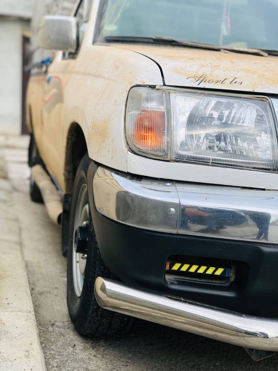 نیسان پیکئاپ 2002  5قولاب
ئاڕم پلاستیك سلێمانی
 سەنەوی ئەسڵی لەگەڵ دایە
تەبرید + پاوەر
کەمێک بۆیاغ و ساردەکوتەی هەیە 
گێڕو مەکینەو ئەکسل بەشەرت
ناونیشان / حاجیاوا

سعر : لە کۆمێنت داوای بکە ڕاستەوخۆ بۆت دێت 🤖 

بەجوانی و پاکی ماوەتەوە 
هیچ مەسرەفێکی تێدا نییە 

ژمارەی خاوەنەکەی 
***********
