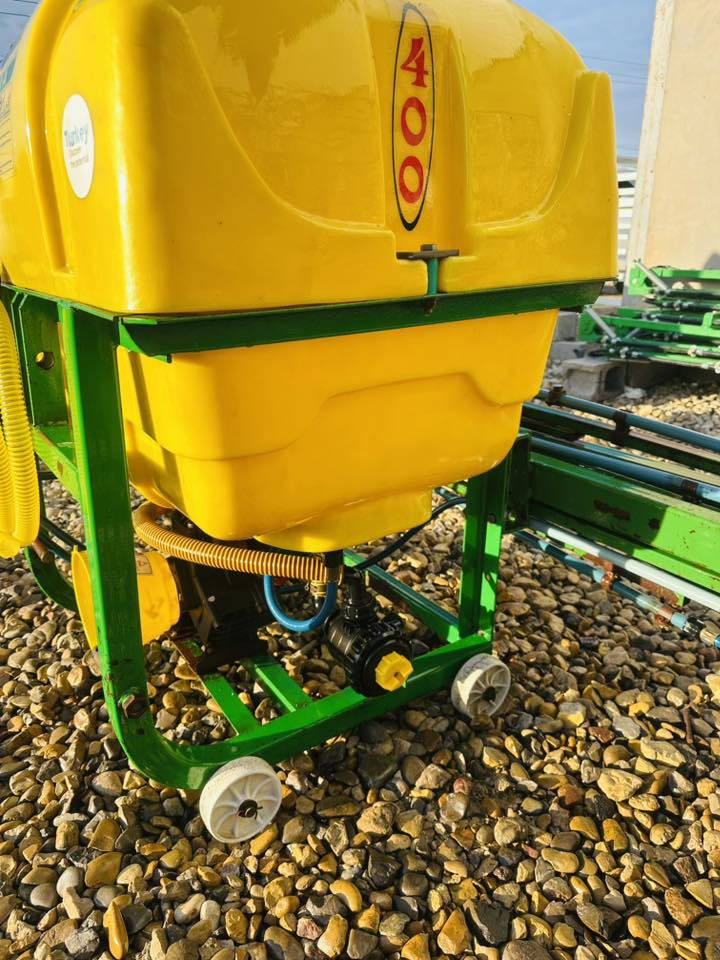 السلام عليكم للبيع مرشه ترس من فوك حجم (400) لتر مشتغله شي بسيط جدآبوضع الزيرو مكفوله من جويت لحيم وشرط عل فحص داخل المعرض اوخارج المعرض + مرشه حجم (600) لتر سلايت عرض جناح 16 متر شرط النظافه وعل فحص العنوان واسط الزبيديه للستفسار اتصل ***********
***********
