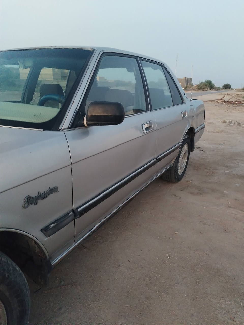 سيدان نضيف رقم جديد باسمي قبل شهر كملت سنويه كامله من كلشي وشكل شوف عينك  فقط عايزه ترتيب دواخل محرك 3000 مكانها السماوه سعر 35 وبيه مجال 
***********
