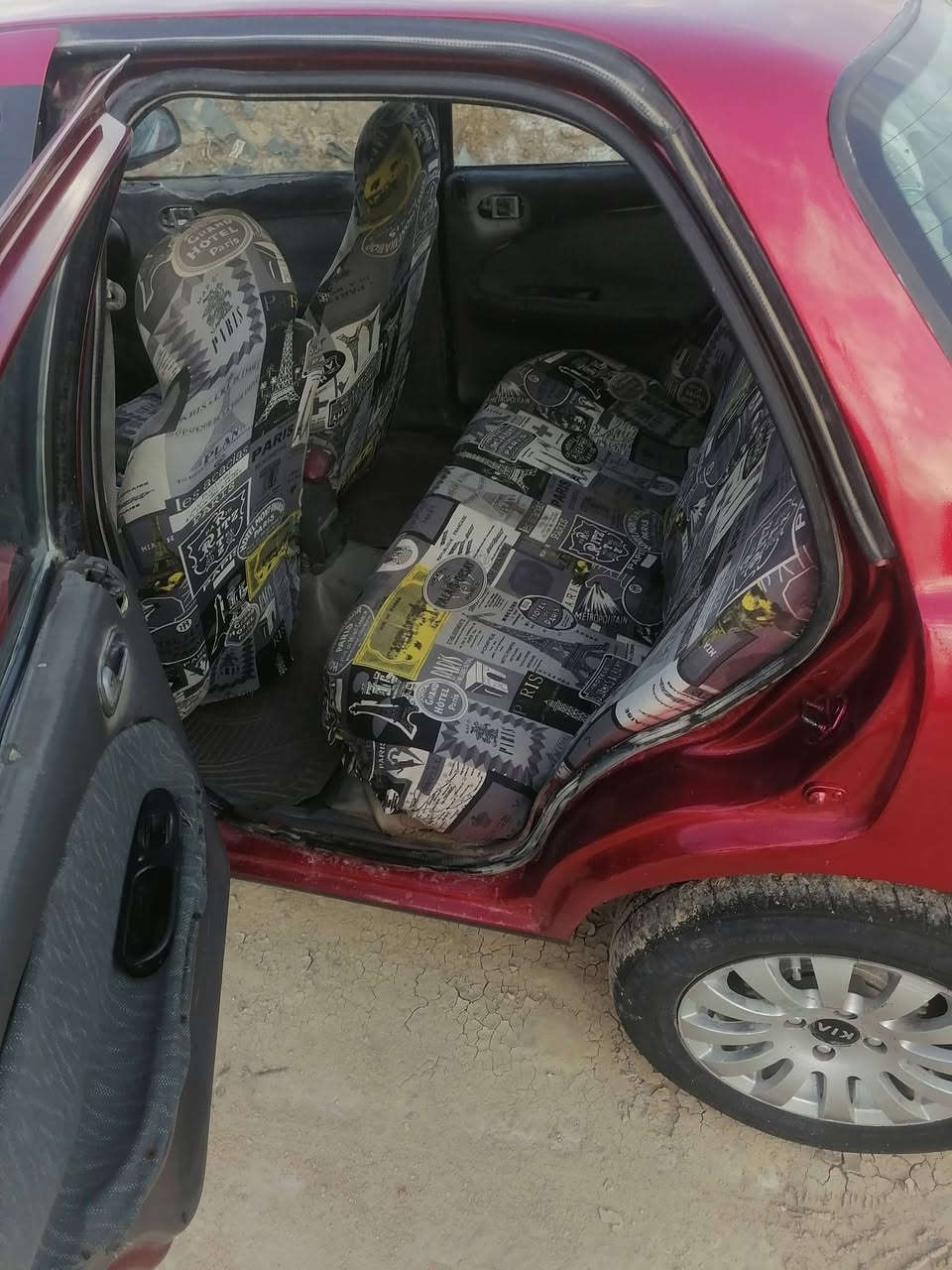 للبيع كيا سيفيا موديل 95  رقم بغداد سنويه ساقطه 2023  مكينه مفتوع كير عادي مكفولات سياره مكفوله من الكص وضربه قويه مصبوغه عام لجماليه مكان السياره ذي قار الفجر الشراي يتصل وبي خير ويدلل *********** السعر 24
***********
