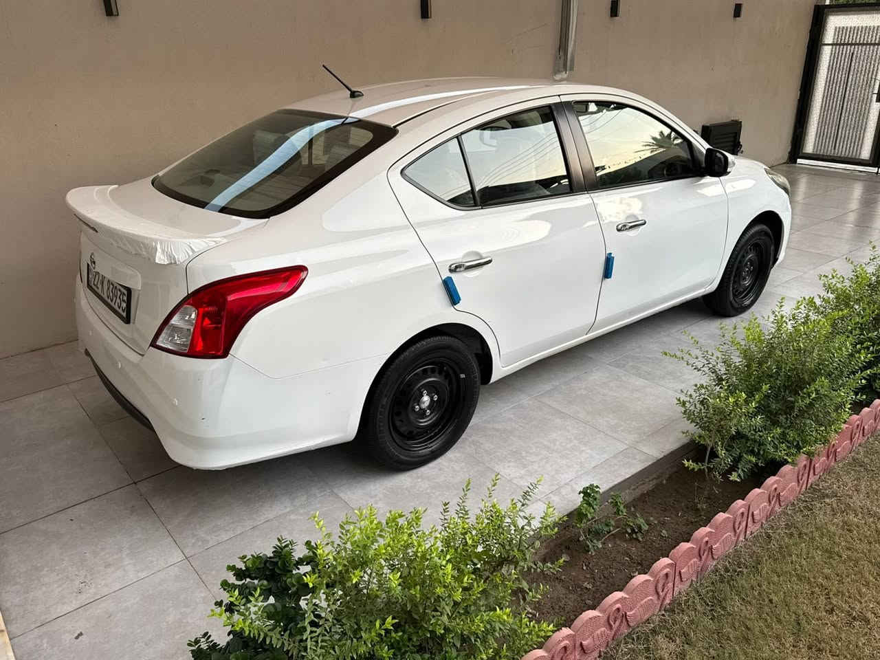 نيسان سني للبيع

موديل ٢٤  

تحكم ستيرن 

٤ جام كهرباء 

قطعتين تبريد 

اشاير بالمري

شاشه كار بلي  

ماشية 60  

سورنار موجود بلصور 

رقم أربيل تحويل ثاني يوم 

رقمي ***********

السعر 108$ وبيها مجال
