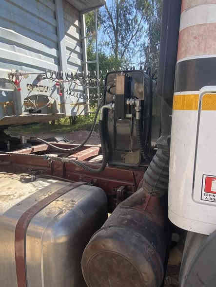 سلام عليكم راس كرواتي تك ومطوله مكينه كهربائي بم كهربائي مجموعه جيف سياره مكفوله سعر ٤ وبيها مجال شراي يتصل *********** ملاحضه مكلف بالنشر
