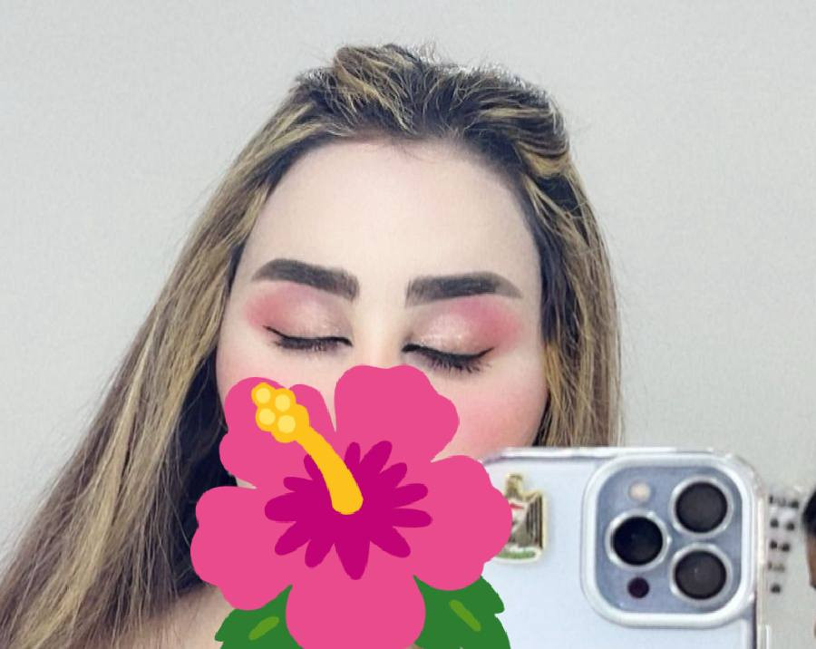 صالون كوين 👑
مكياج مدعوه 😍
مكياج مع رموش +ويفي +بودره جسم +هديه اظافر فقططط ب٢٠😁
وعندي فساتين حفلات اطلعج من صالون عروس مومدعوه 💃💃
#العنوان/شارع النفط بلبدايه قرب صيدليه البستان 
📞***********
