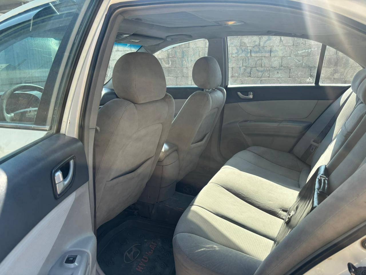 سوناتا للبيع موديل 2008  رقم دهوك جديد بسمي  محرك 2400  جاملق وبوند بدون دواخل سياره مال جناي  
السعر 100
رقم الهاتف ***********
عنوان موصل الايسر
