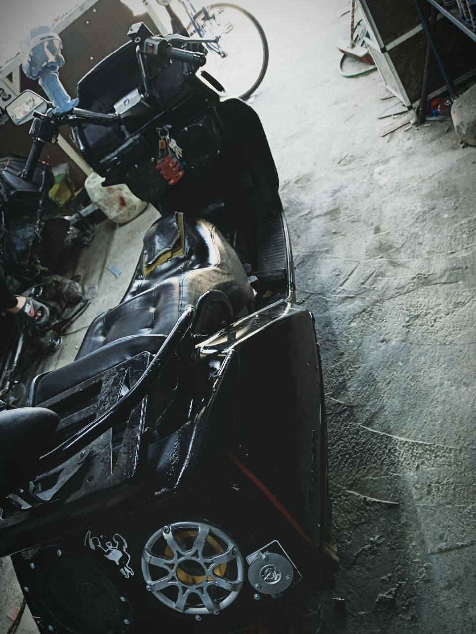 سلام عليكم
هوندا فيوجن. 
 للبيع بيها سستم سماعات   
دراجه مصبوغه 
لا تنقيص ولا تبخير  
بيها باتري فراشه.   وباتري سياره. 
السعر 600 وبيها مجال.   
تسوه اكثر بس للضروف احكام. 
العنوان كوفه شارع المعمل  مقابل مجمع ألمختار 
 ***********
