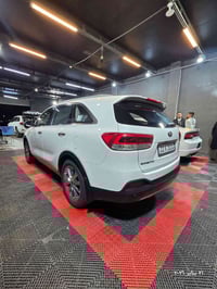 سورنتو ٢٠١٦ • ٦ سلندر • ١٣٨٠٠٠ كم