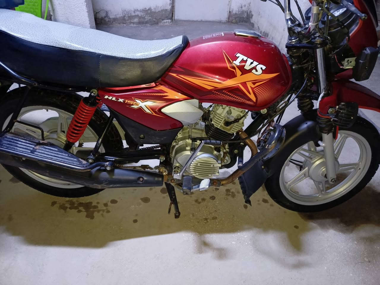 السلام عليكم تي في اس لبيع نضافه فول أوراق اصولي كهربائيات شغاله كلها السعر 650وبيه مجال المكان الحمزة الغربي ولشراي يجي خاص


**إذا كنت صاحب هذا الإعلان وتريد حذفه لأي سبب، رجاءا أرسل رسالة إلى الدعم الفني**