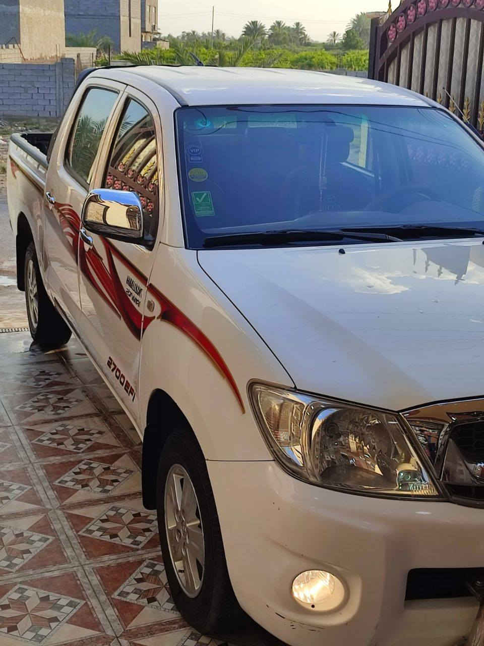 السلام عليكم 
#للبيع
تويوتا هايلوكس موديل 2010 اوتوماتيك 
كويتي رقم بغداد بسمي 
مكفوله كفاله عامه من كلشي كير ومحرك جديد 
جاهزه تخم تاير صدر أمامي خلفي تدفئه تبريد ثلج 
شاشه وكامره حساس خلفي دوشمه غرفته جديده مال جناي
سياره بل واقع احلى من الصور وبل عافيه عل ياخذه 

المكان صلاح الدين قضاء الدجيل 
الاستفسار ‏‪0781 692 8507‬‏
