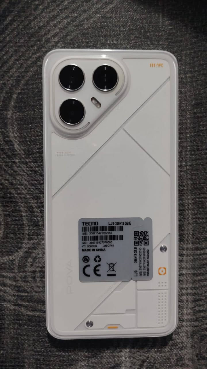 للبيع تكنو بوفا سفن اولترا فايف جي ذ 256 رام 12 + 12 بوبجي 120 فريم غراض كامله سعر 350 وبي مجال جهاز مكفول من كلشي بعده جديد الجهاز تجي تفحص وتروح مكاني بابل شارع 80 قرب مدينه العاب ارض بابل متواجد خاص او واتساب رقمي ***********
