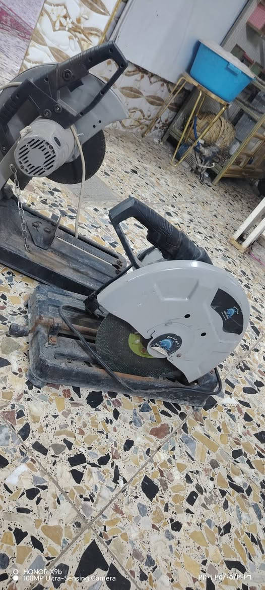 عندي كترات للبيع من يشتغلن يجحن ابيعهن هل موجود 130الف بغداد الرشاد ***********
