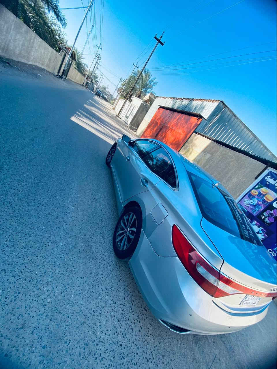 سلام عليكم 
ازيرا 2011 وارد كوري السياره كفاله من كلبه وكصه وضربه حداده تخم تاير باتري كله جديد نقصها بس تبريد 
رقم بصره سنويه لل28 تحويل ثاني يوم فول مواصفات ما عده الفتحه 
محرك مفتوح كازكيت وشرط شغل درجة اولى الله يشهد 
السعر 85 وبيها شوي مجال وما اعتقد اكو بهاي النضافه بهذا السعر بس مستعجل ع البيع وهذا الموجود ابيعلك تجي تشوف وتقتنع والتريده انا بخدمتك 
مكاني البصره 
الشراي يتصل *********** ابو الخصيب, البصرة
