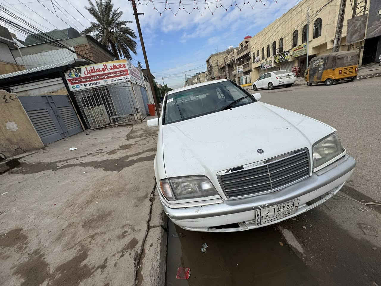 سلام عليكم 
 مارسدس شبح بيبي c230 
 سياره نفس ماموضح بصور نضيفه كلش 
 كير مكينه بلادي 4 اسلندر 
 سعر 48
 شعب حي اور 
 ***********
