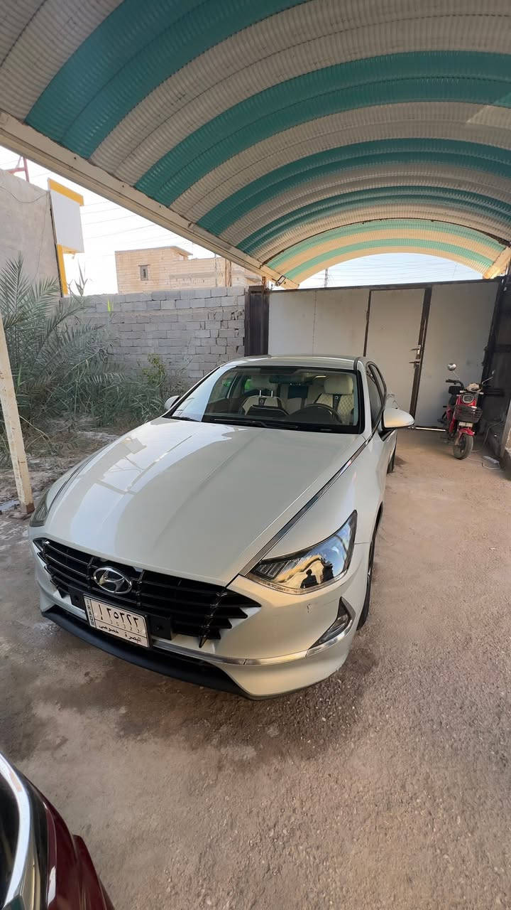 سوناتا خليجي
خالي من الحادث مجرد رصعات خفيفه  كما موضح
* ﻿﻿السنة: 2020
* ﻿﻿المحرك: 2.5
* ﻿﻿الفئة: SEL (نص فل)
المحرك: 4 سلندر - 2.5 لتر
* ﻿﻿القوة: 191 حصان
* ﻿﻿ناقل الحركة: أوتوماتيك 8 سرعات
* ﻿﻿اقتصادي بالبنزين
* ﻿﻿دفع أمامي (FWD)
أنظمة الأمان
مانع انزلاق
ABS V
Traction Control V
كاميرا خلفية
حساسات خلفية
ماشيه 123 كيلو
الاستفسار ***********
السعر 173ورقه
