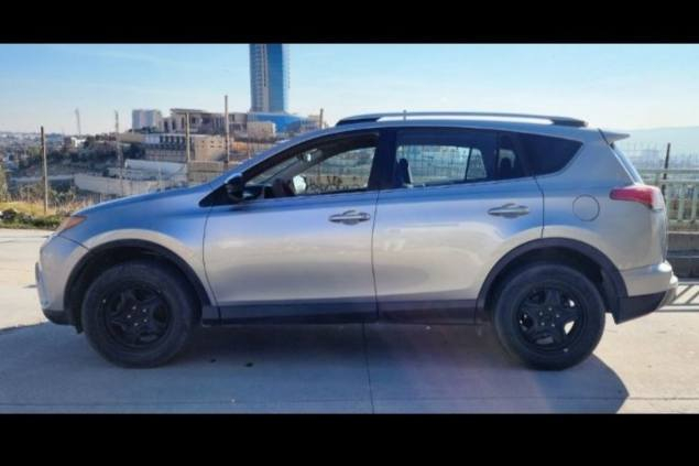 تۆیۆتا ڕاف 4 2017 مواسەفات LE یەک دەستە 
دوو پارچە بۆیاخی هەیە 
تەنها 68000 مایل ڕۆیشتوە 
سەنەوی و ژینگەی تا ۲۰۲٨ تازە کراوەتەوە
هیچ مەسرەفێکی تێدانیە 
نموونە لە جوانی و پاکی 

سـعـر : لە کۆمێنت داوابکە ڕاستەوخۆ بۆت دێت 📥 

گێر و مەکیەنەی بەشەرت 
هیچ کێشەیەکی تێدا نییە 

ژمارەی خاوەنەکەی 
***********
