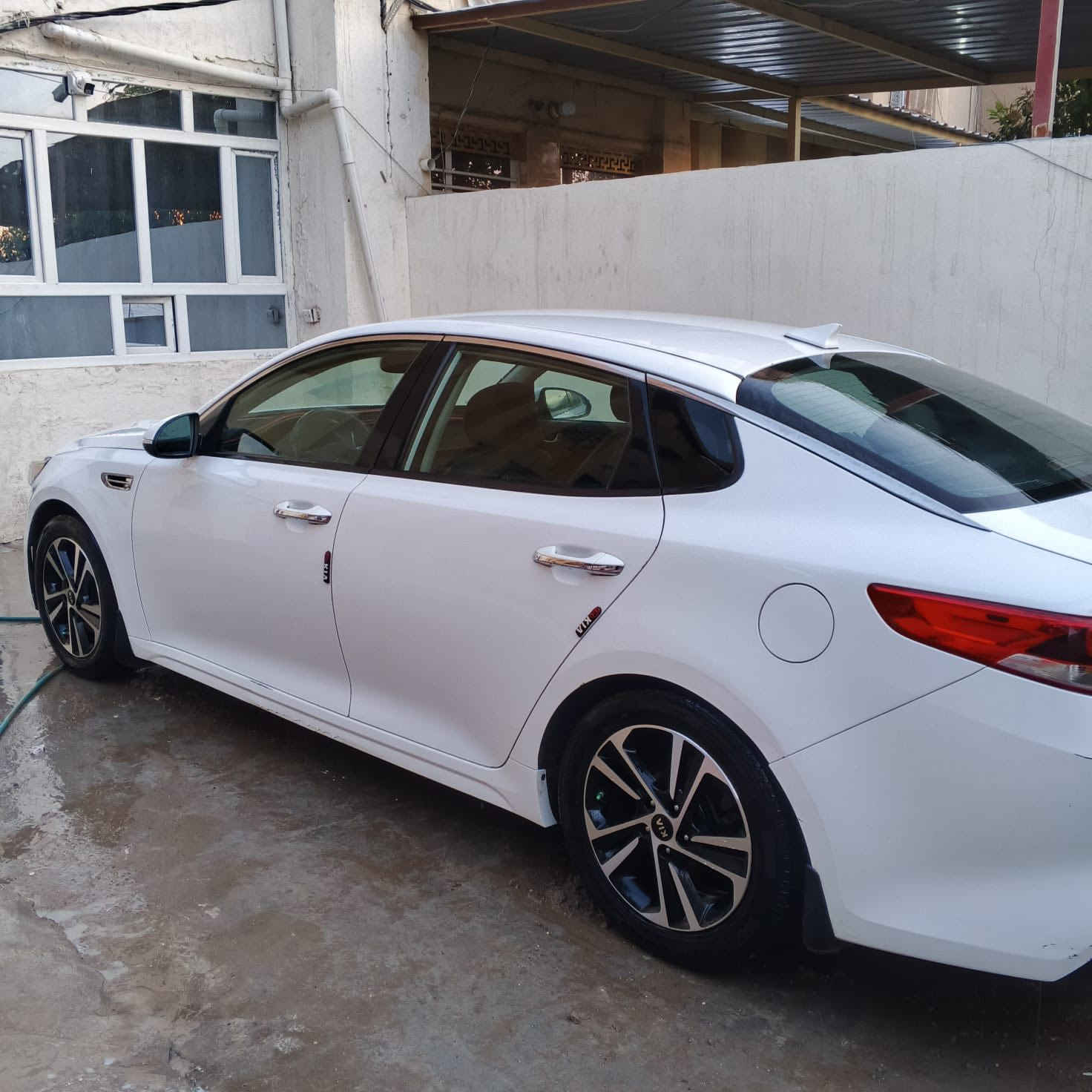 للبيع اوبتما 2017 وارد امريكي حادث باب صدر صور حادث مرفقه حادث بسيط ملاونين صفحه فقط صبغ بدون معجون مواصفات fe ٣ انضمه قياده تحكمات داخل جلد وصاج اشاير مري مكينه وكير خير  من الله رقم بغداد الدولي تحويل ثاني يوم مكان السياره بغداد ابوغريب السعر ١١٥ وبيها مجال بسيط هاتف*********** اخوان مكلف بالنشر الله شاهد رقم صاحبه وخابرو
