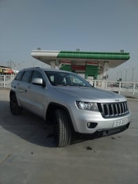 لاريدو • ٢٠١١ • جيب