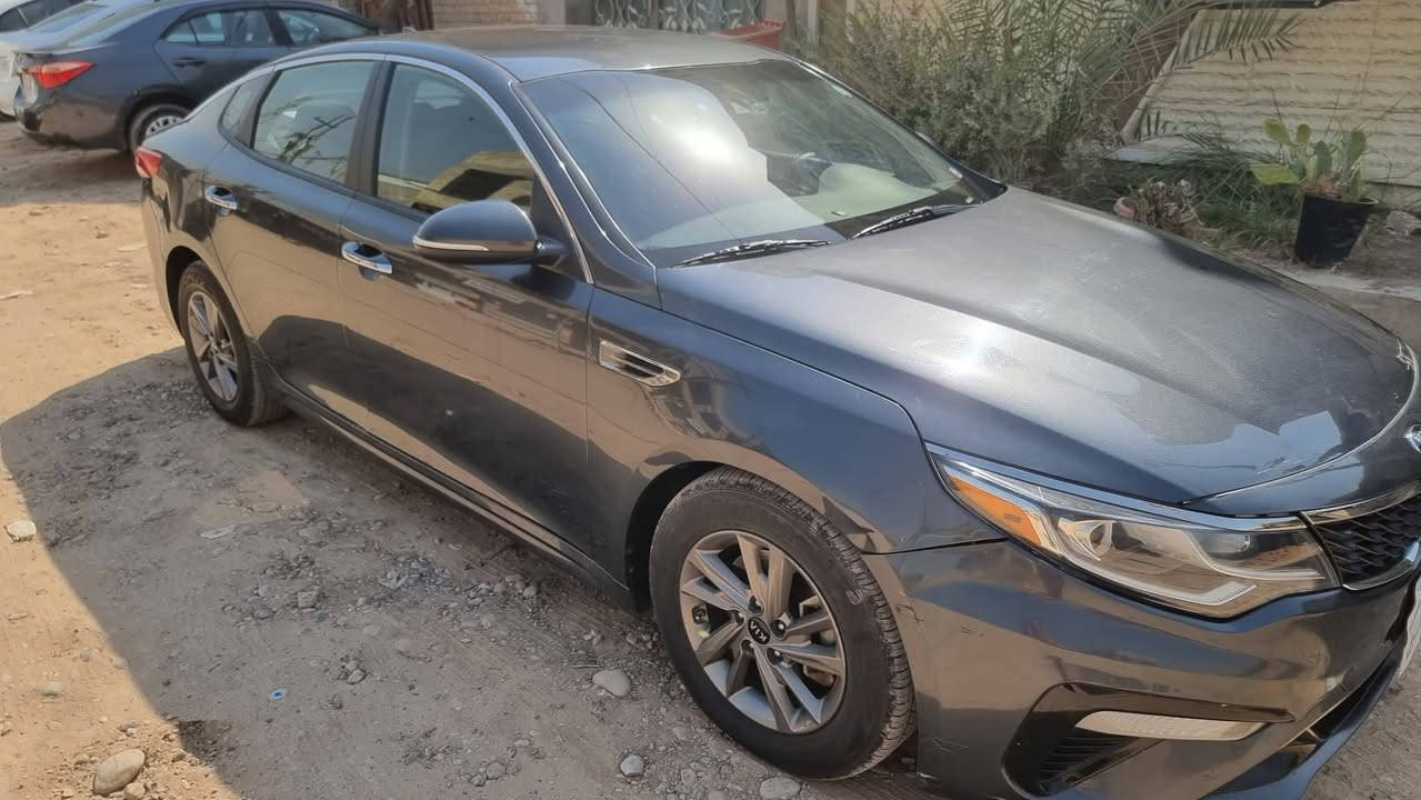 کیا اوبتما 2020 وارد امريكي بدون حادث (سرقة الدعاميات واللايتات والرادار الخلفي)  رقم اربيل
الكير والمحرك سليمات - محرك 2400 

المواصفات FE :

. حساسات خلفية
. رادار خلفي و امامي
. نقطة عمياء
. كاميرا دواره
. قيادة ذاتية
. تحديد مسار
. بريك ذاتي عند الاقتراب من السيارات
. تحكم ستيرن جهتين
. شاشة كبيرة بنظام خرائط
. شاشة أعطال
. إشارات بالمرايات
. كار بلي و اندرويد اوتو
. حساس ضغط الإطارات
. أنظمة قيادة عادي • سبورت • إيكو
. مانع انزلاق
. مثبت سرعة
. تاير سبير كبير

 البطارية والبلكات وكلاص الفيت بم مبدلهن بالجديد اصلي، و بانزين كله محسن ودهن ادينول
ماشية 71 الف ميل
بيه طخات خفيفة راجعة بارد بدون كص البطانة بالجاملغين الخلفيات واكو طخة خفيفة بالجاملغ الصدر والباب ورة السايق بيه بارد بامريكا وخشم البنيد بالطرف مطخوخة بالتنزيل من الحاوية...كلهن موضحات بالصور

مكاني بغداد - الدورة او الجادرية ، للإستفسار أكثر التواصل على الرقم ***********
