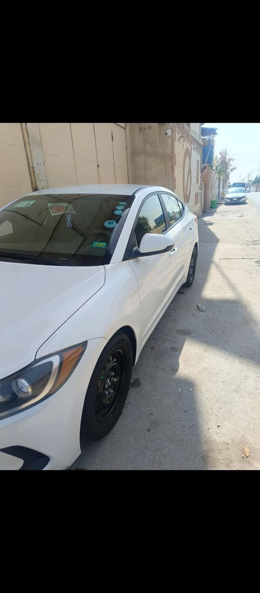 سلام عليكم انترا 2017واردكندي السياره مكفوله من الضربه والتبديل
رقماربيل السنويه حد2029
راعيها الرسمي بلبصره والسونار موجود بلمنشور 
السعر 137وبيها مجال الطيبين 
***********
