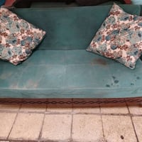 كنب ٥ مقاعد • ما بي اضرار • يحتاج تنظيف