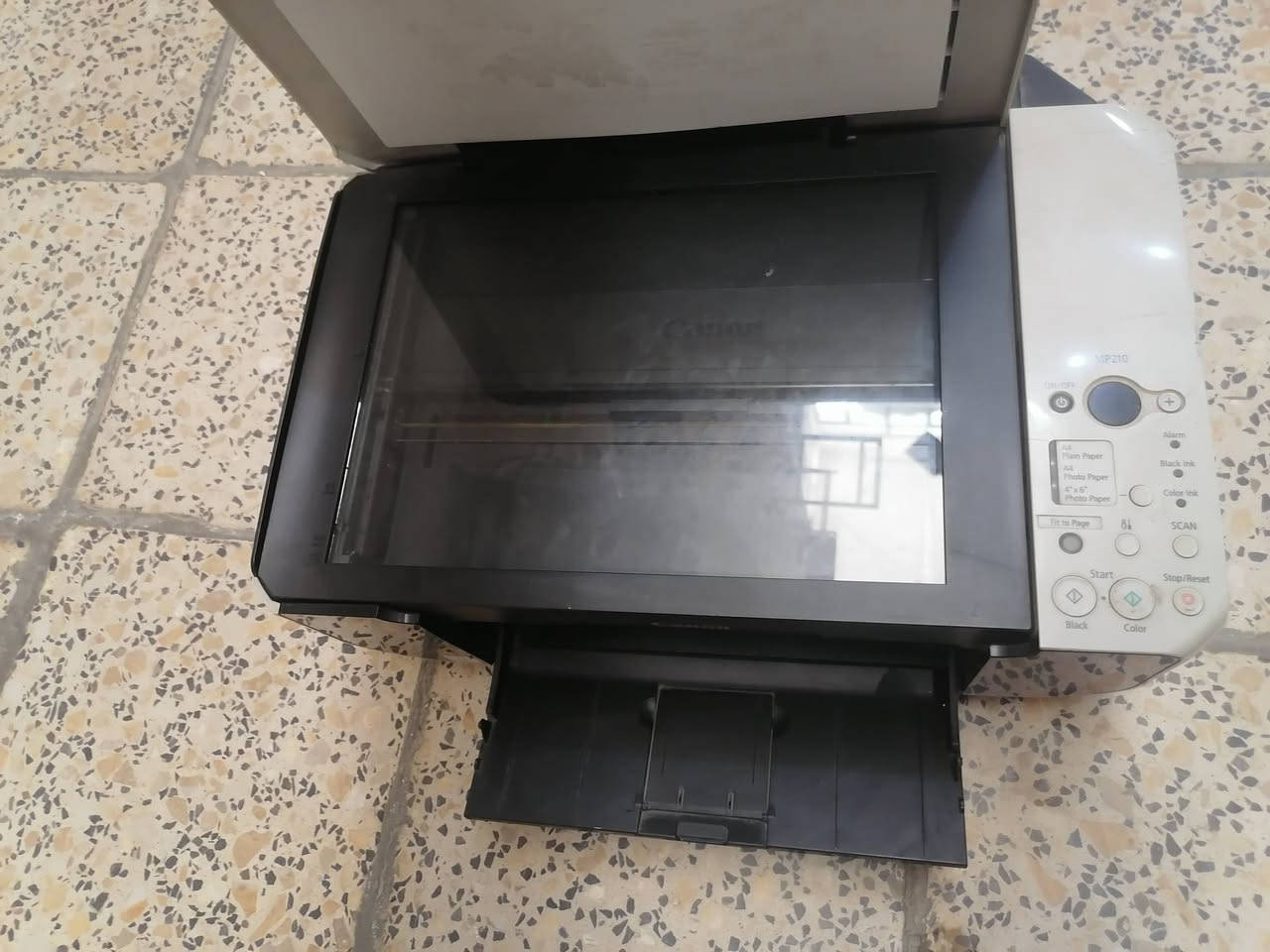 ماكينة تصوير مستندات المعاملات نضيفة للبيع ٣٠٠ الف


**إذا كنت صاحب هذا الإعلان وتريد حذفه لأي سبب، رجاءا أرسل رسالة إلى الدعم الفني**