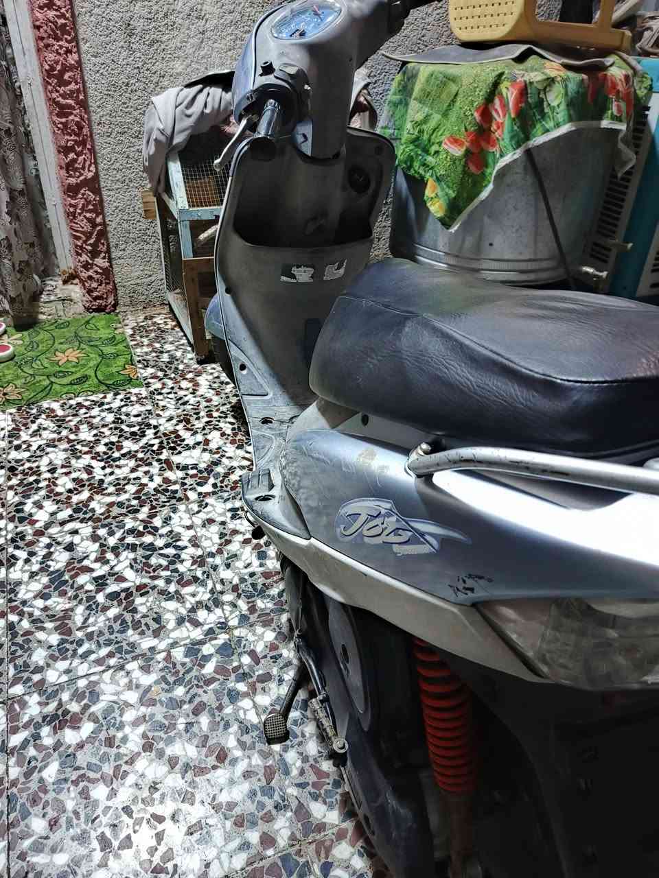 ماكس منغولي نفس النظافه بالصوره وانضف دراجه ما بيها اي نقص كلها شغاله السعر ٥٥٠ هندر سلف مشي شلعه خير من الله ما بي ما متواجد ع الخاص مكاني حي الشاوي حله رقم موبايل ***********
